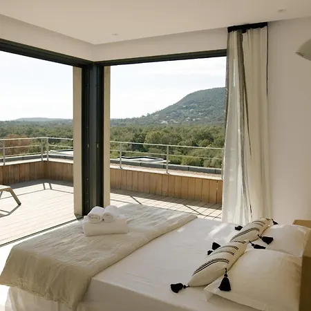 U Pinu Villa Pinarellu (Corsica)
