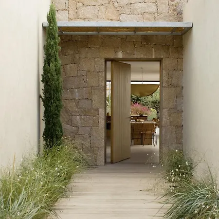 Villa U Pinu Pinarellu (Corsica)