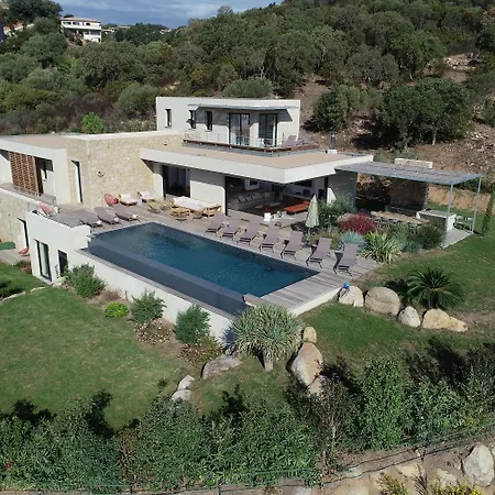 U Pinu Villa *